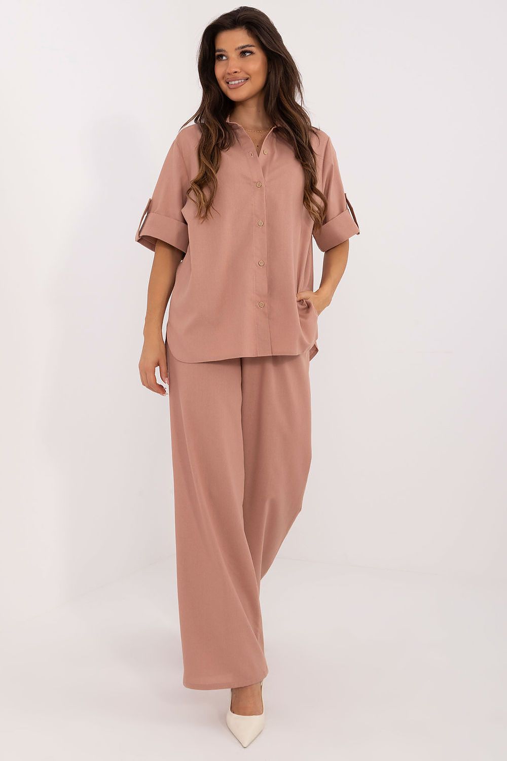 Együttes model 208694 Lakerta