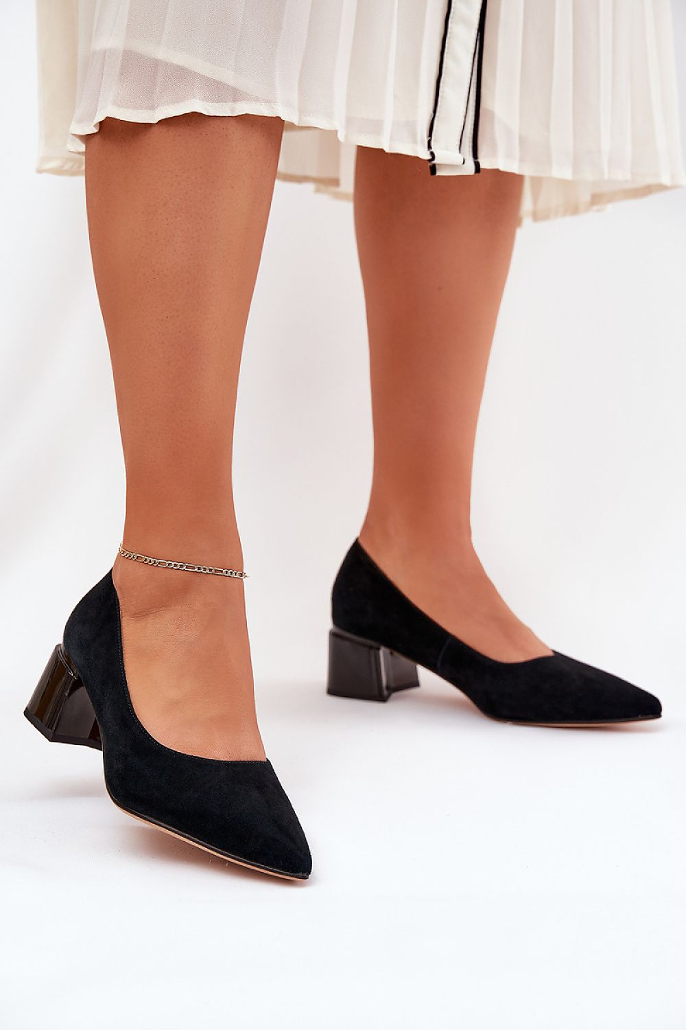 Magassarkú körömcipő model 209050 Step in style