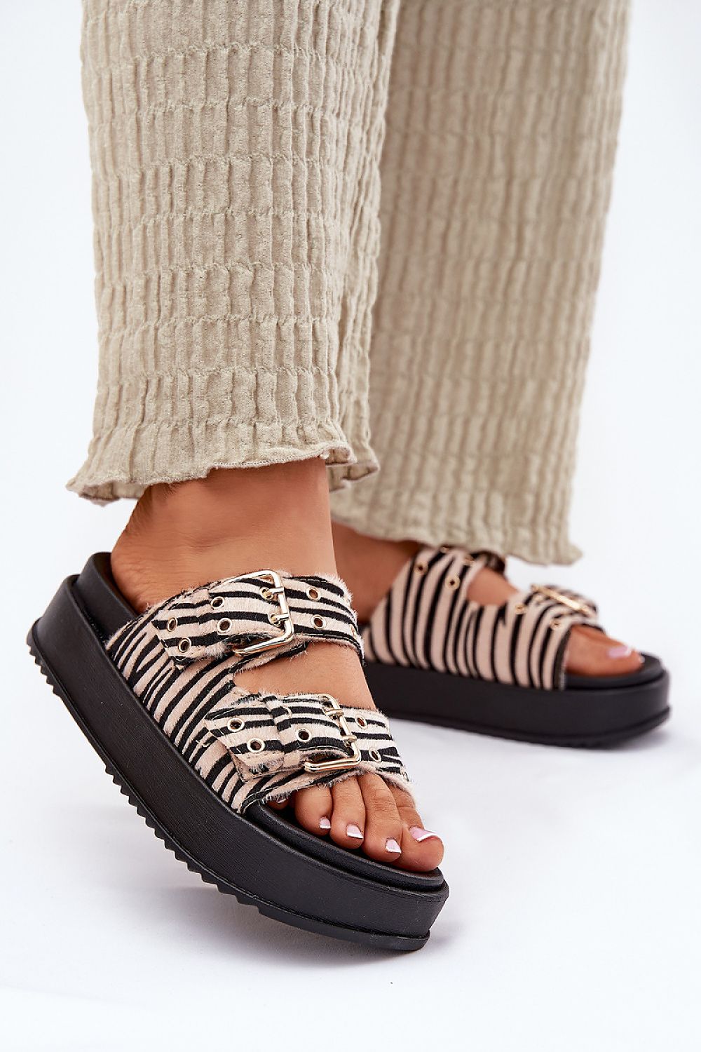 Papucs model 213481 Step in style