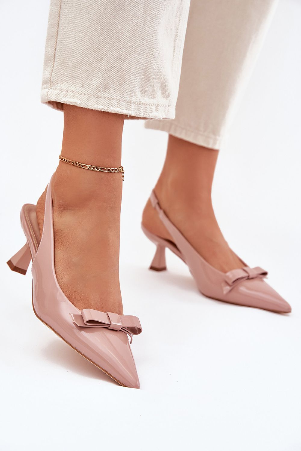 Magassarkú szandál model 214386 Step in style