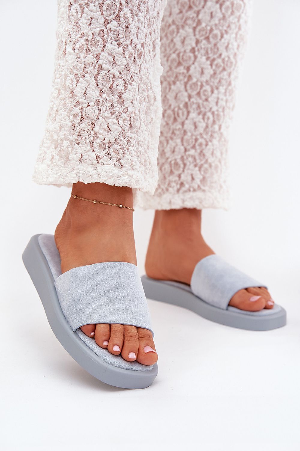 Papucs model 215736 Step in style