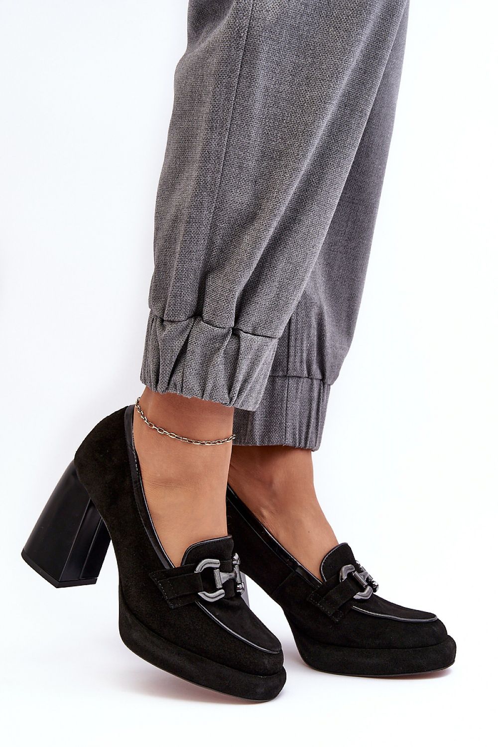  Magassárkú körömcipő model 188521 Step in style 