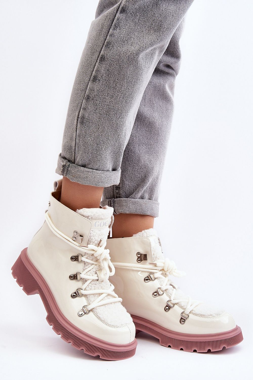  Bakancs model 190717 Step in style 