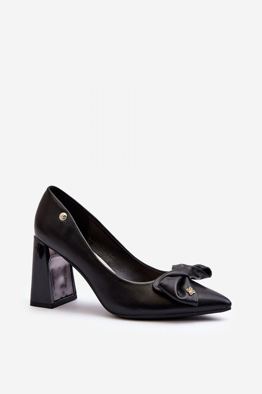  Magassárkú körömcipő model 193389 Step in style 