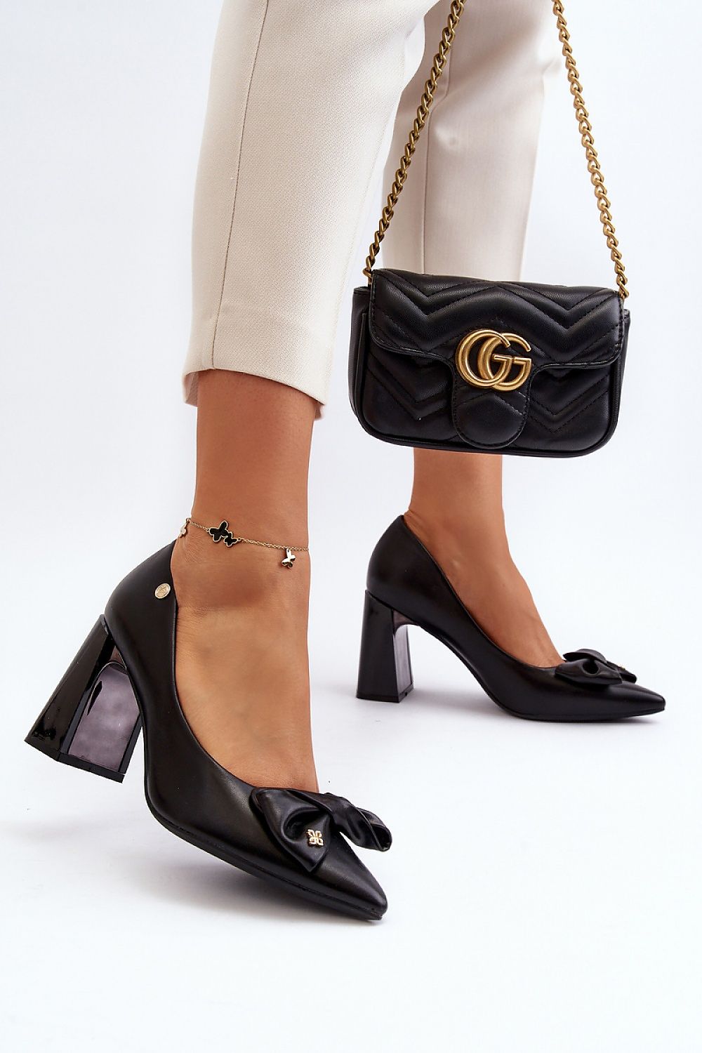  Magassárkú körömcipő model 193389 Step in style 