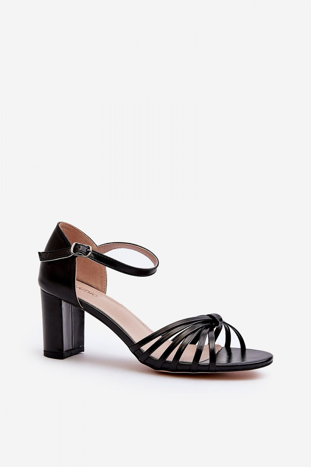  Magassarkú szandál model 194972 Step in style 