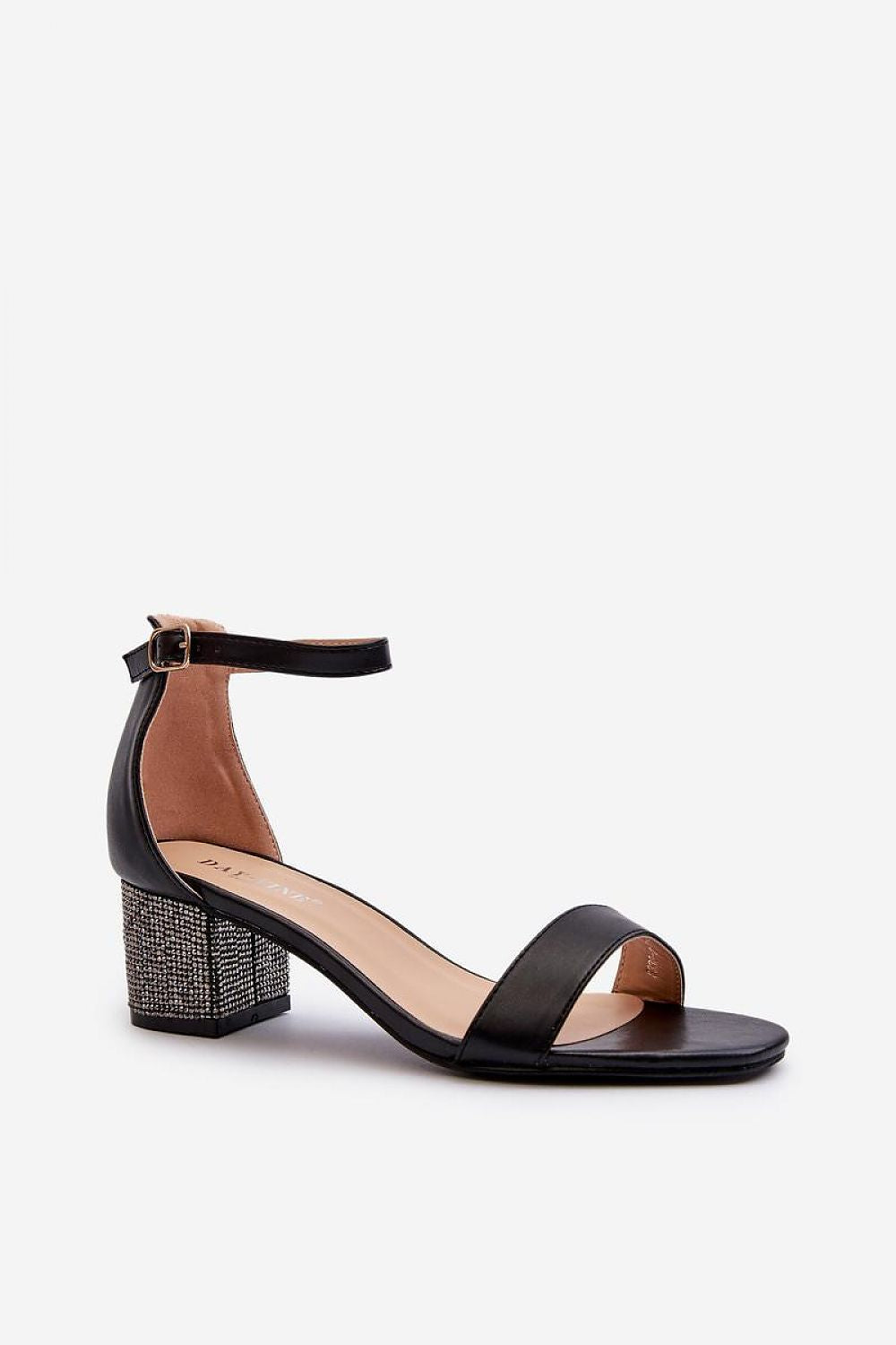  Magassarkú szandál model 195742 Step in style 