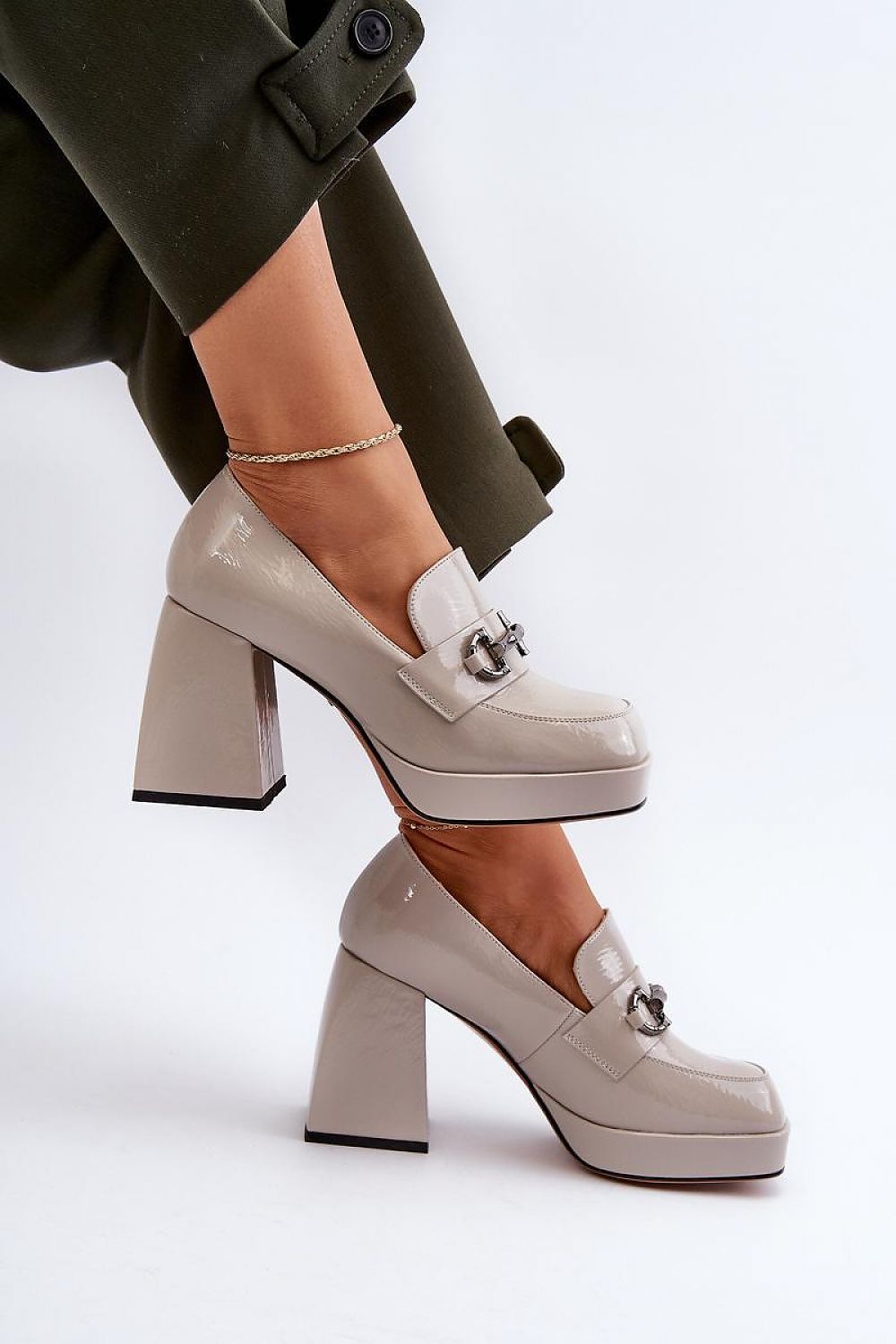  Sarkú félcipők model 196315 Step in style 