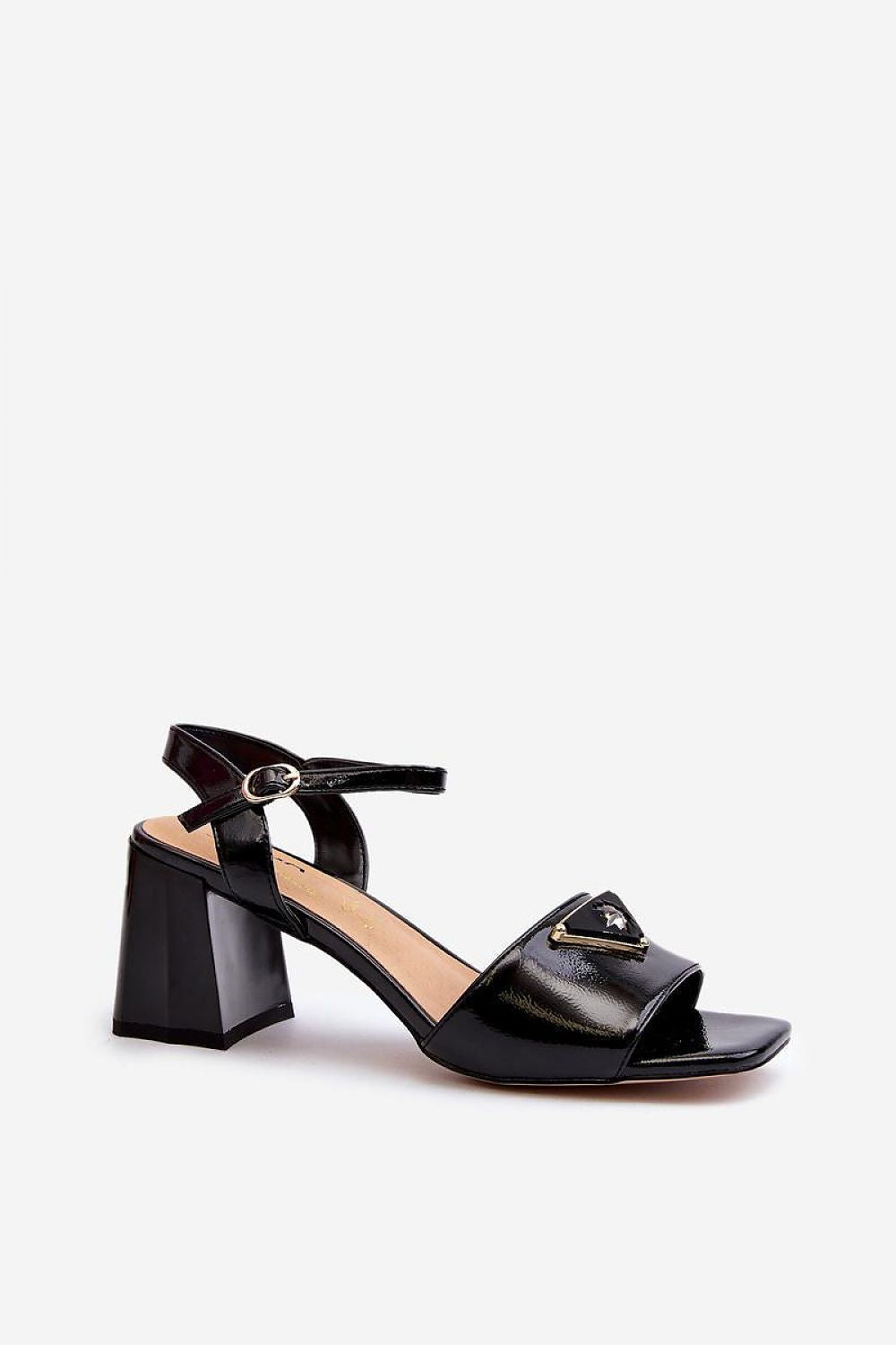  Magassarkú szandál model 196645 Step in style 