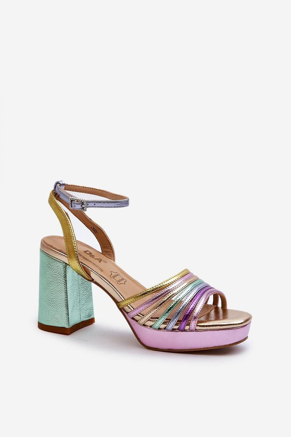  Magassarkú szandál model 196965 Step in style 