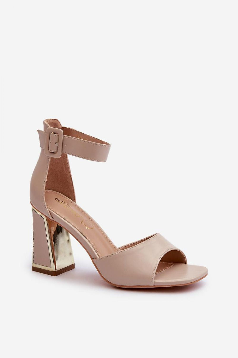  Magassarkú szandál model 197089 Step in style 
