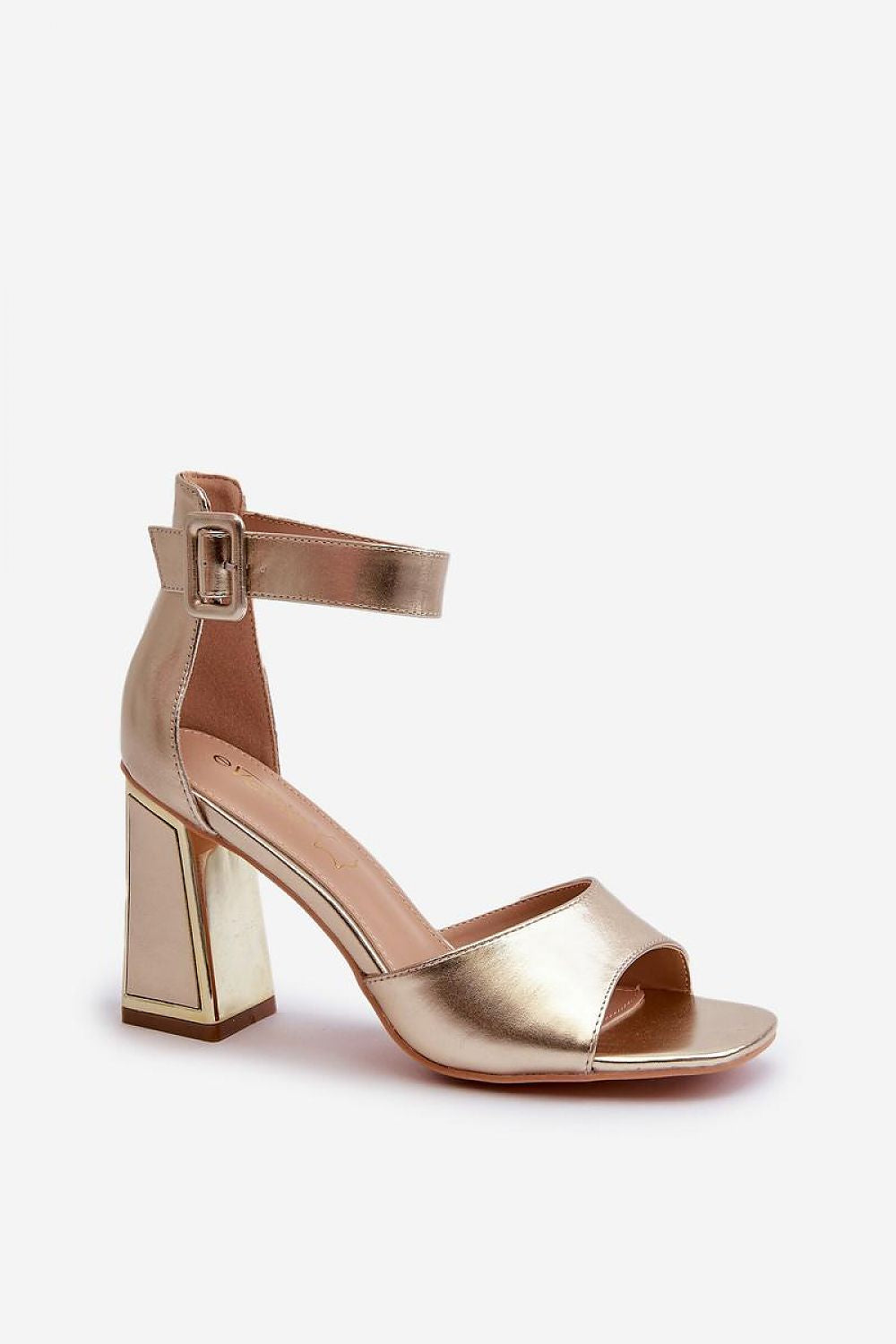  Magassarkú szandál model 197090 Step in style 