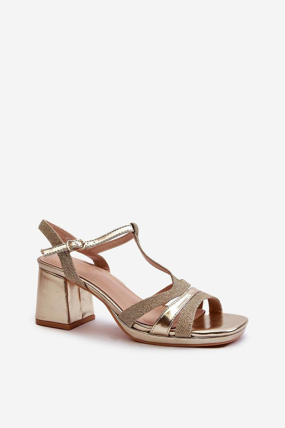  Magassarkú szandál model 197572 Step in style 