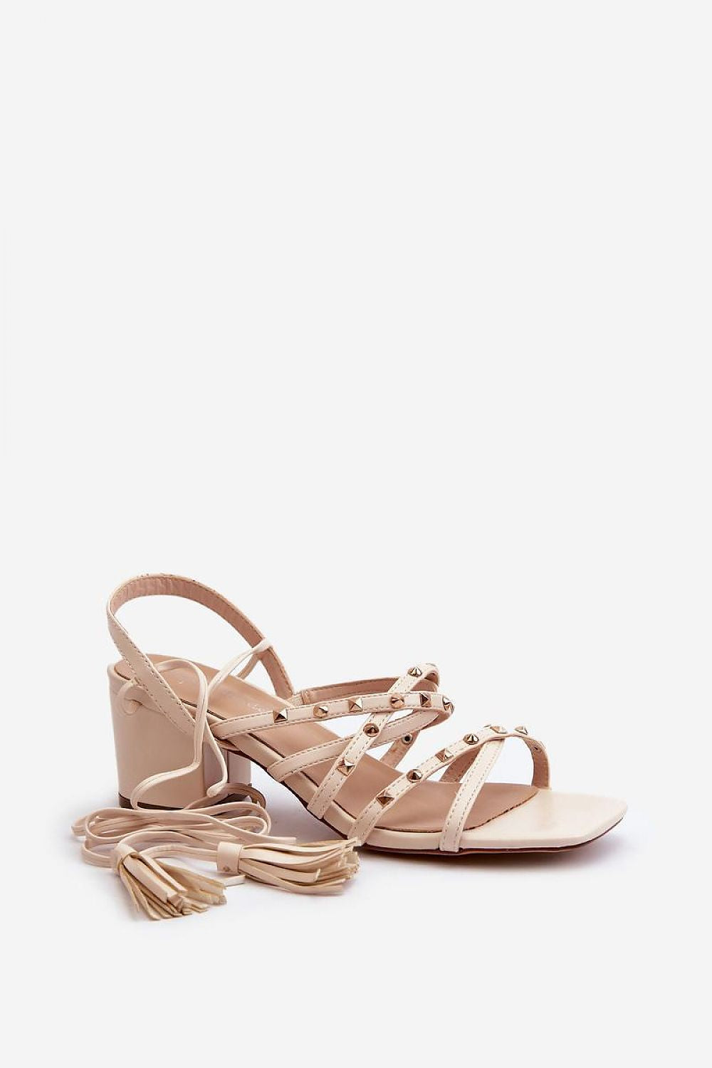  Magassarkú szandál model 197583 Step in style 