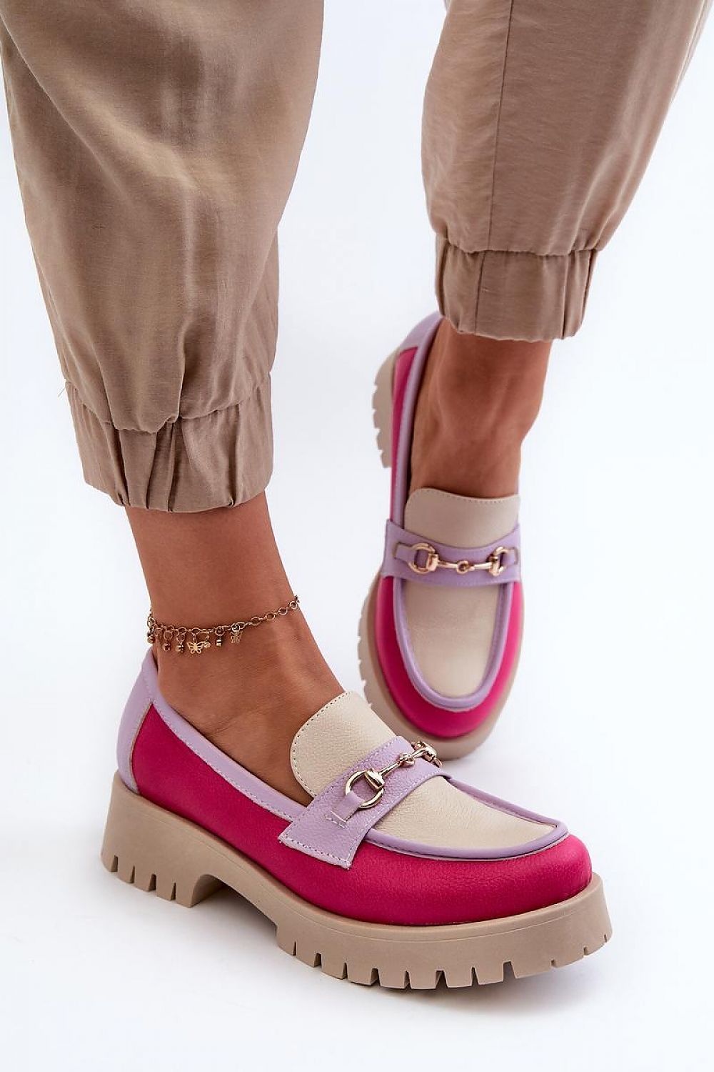  Mokaszin model 197604 Step in style 