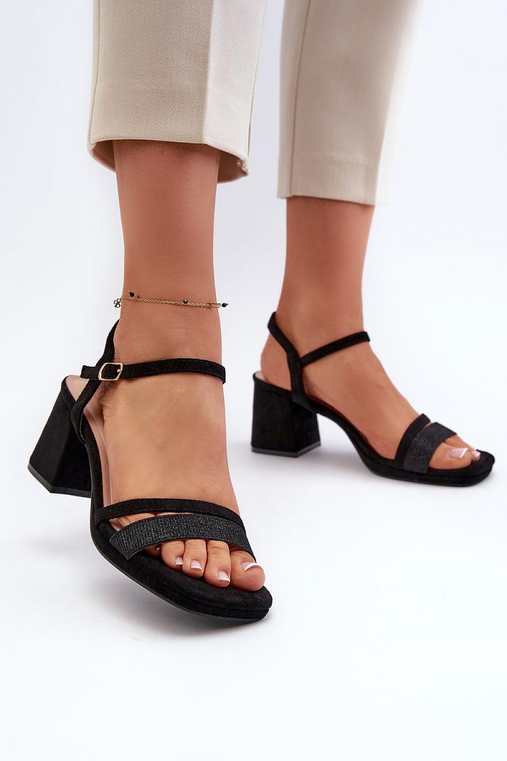  Magassarkú szandál model 197897 Step in style 