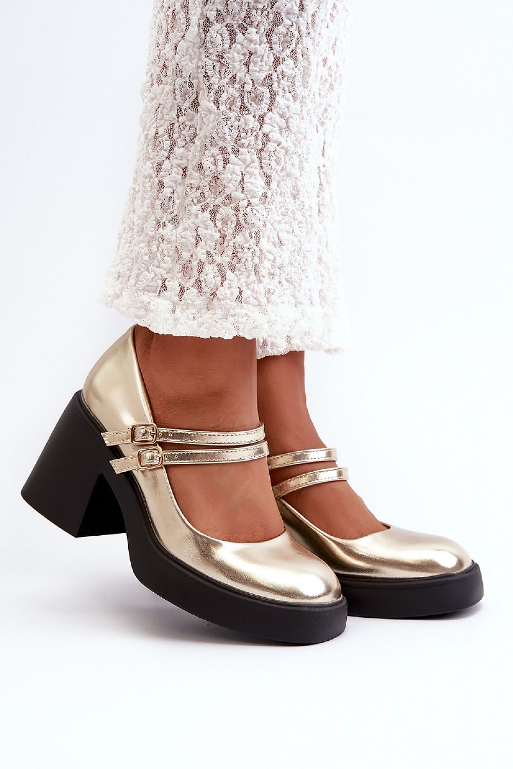  Magassarkú körömcipő model 198522 Step in style 