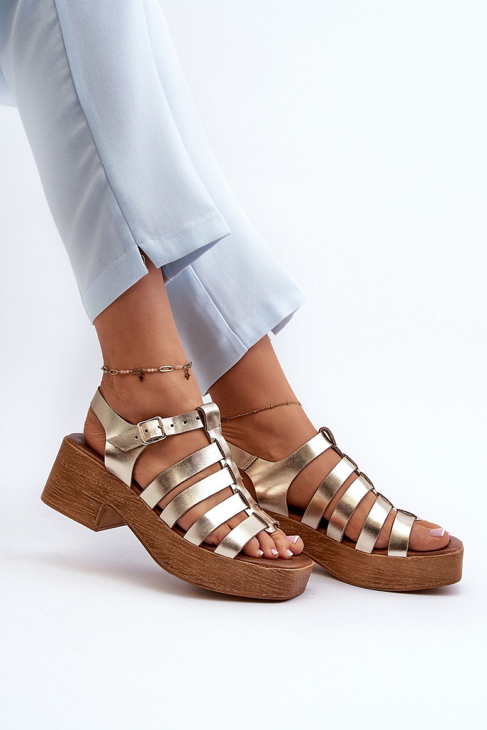  Magassarkú szandál model 198812 Step in style 