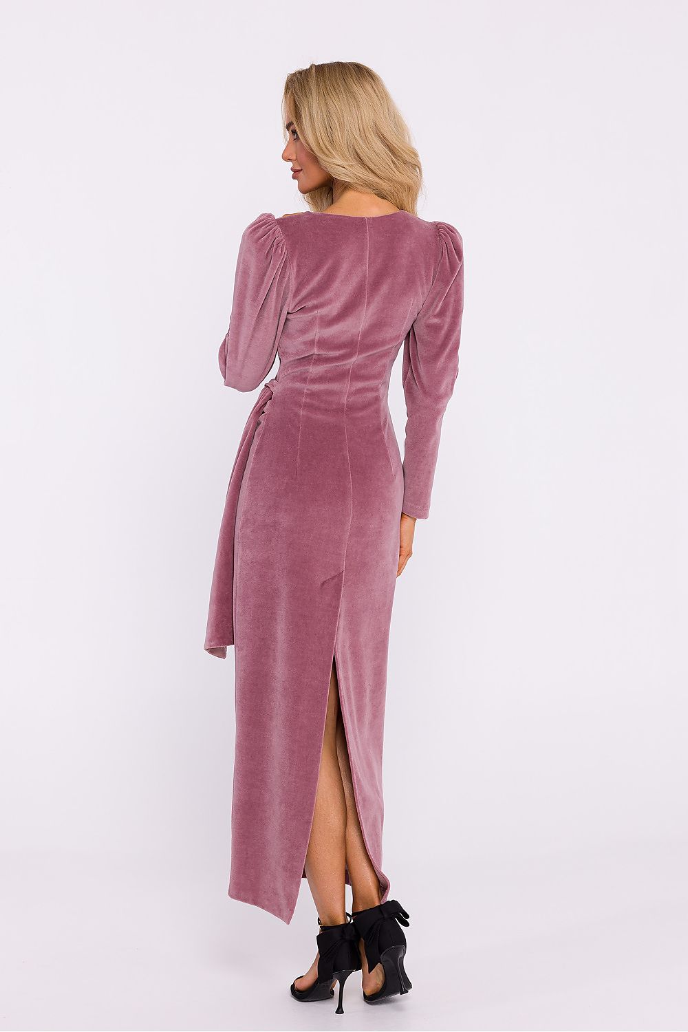  Estélyi ruha model 201667 Moe 