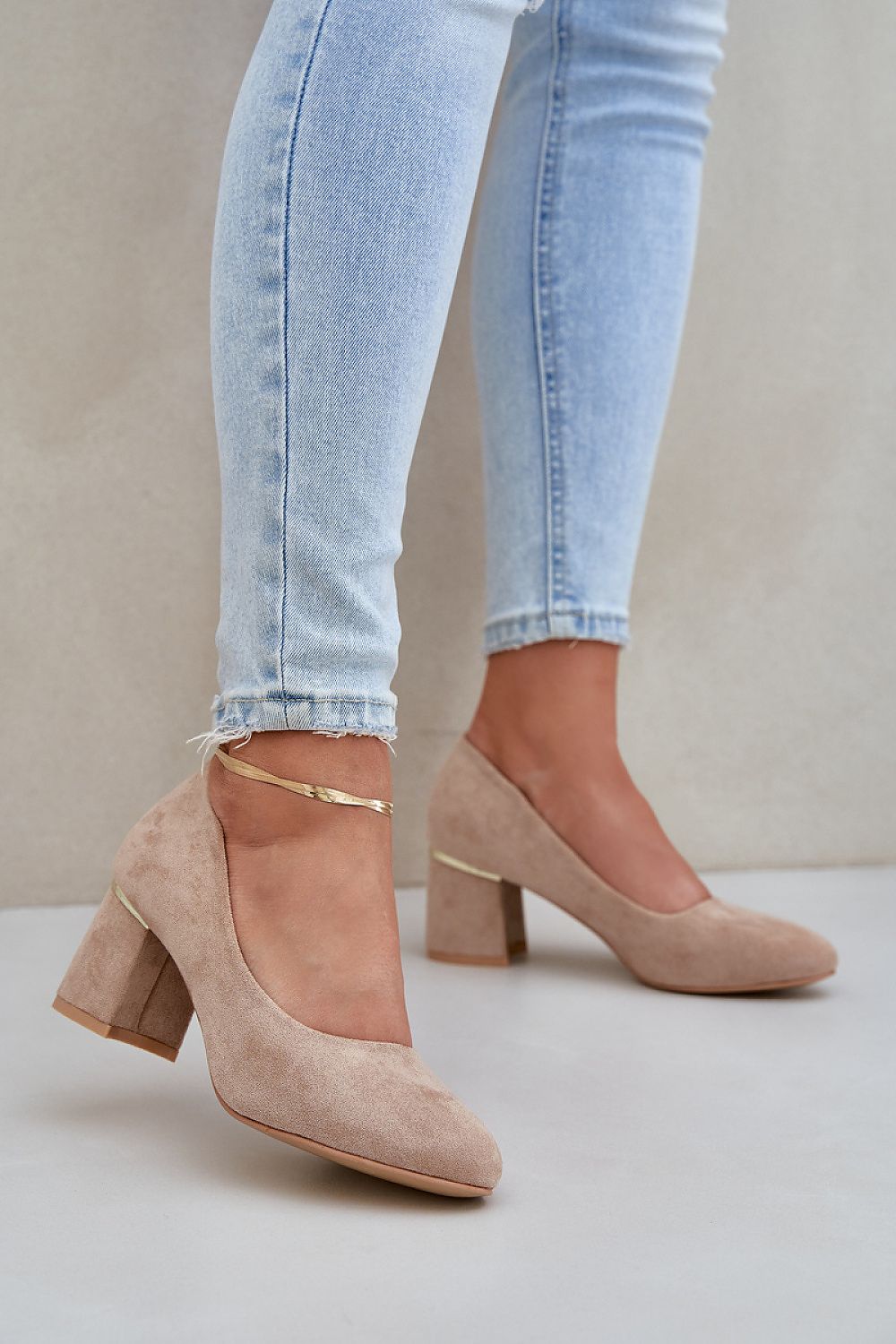  Magassárkú körömcipő model 208431 Step in style 