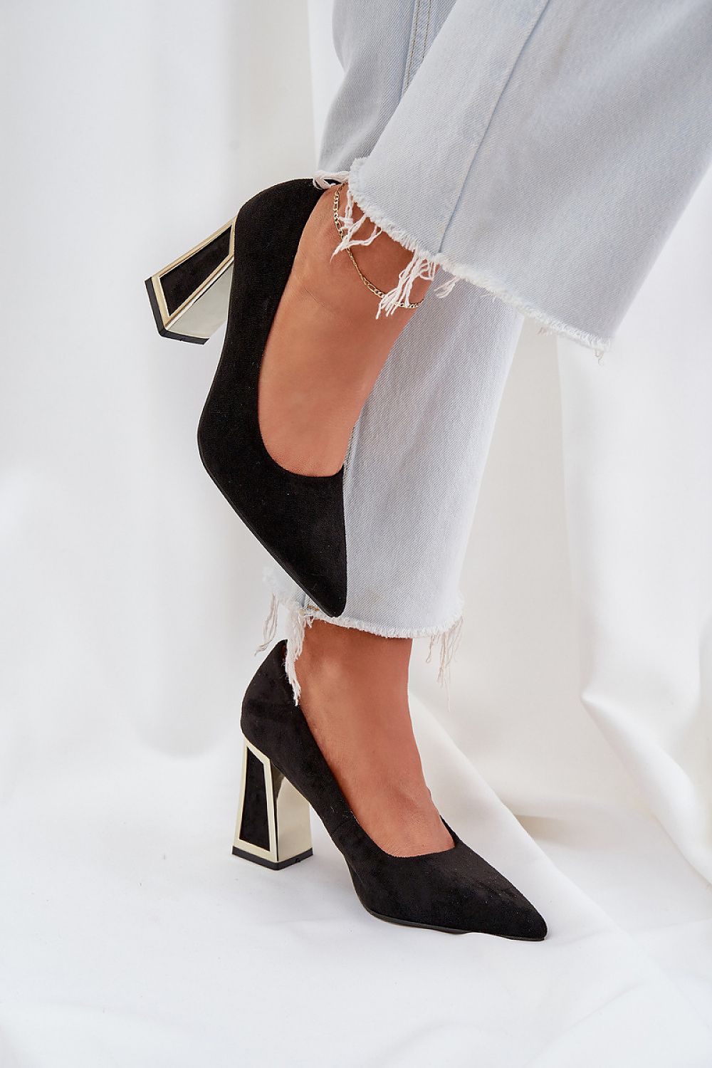 Magassárkú körömcipő model 208435 Step in style 