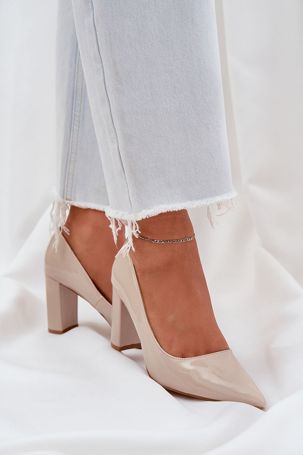  Magassárkú körömcipő model 208439 Step in style 