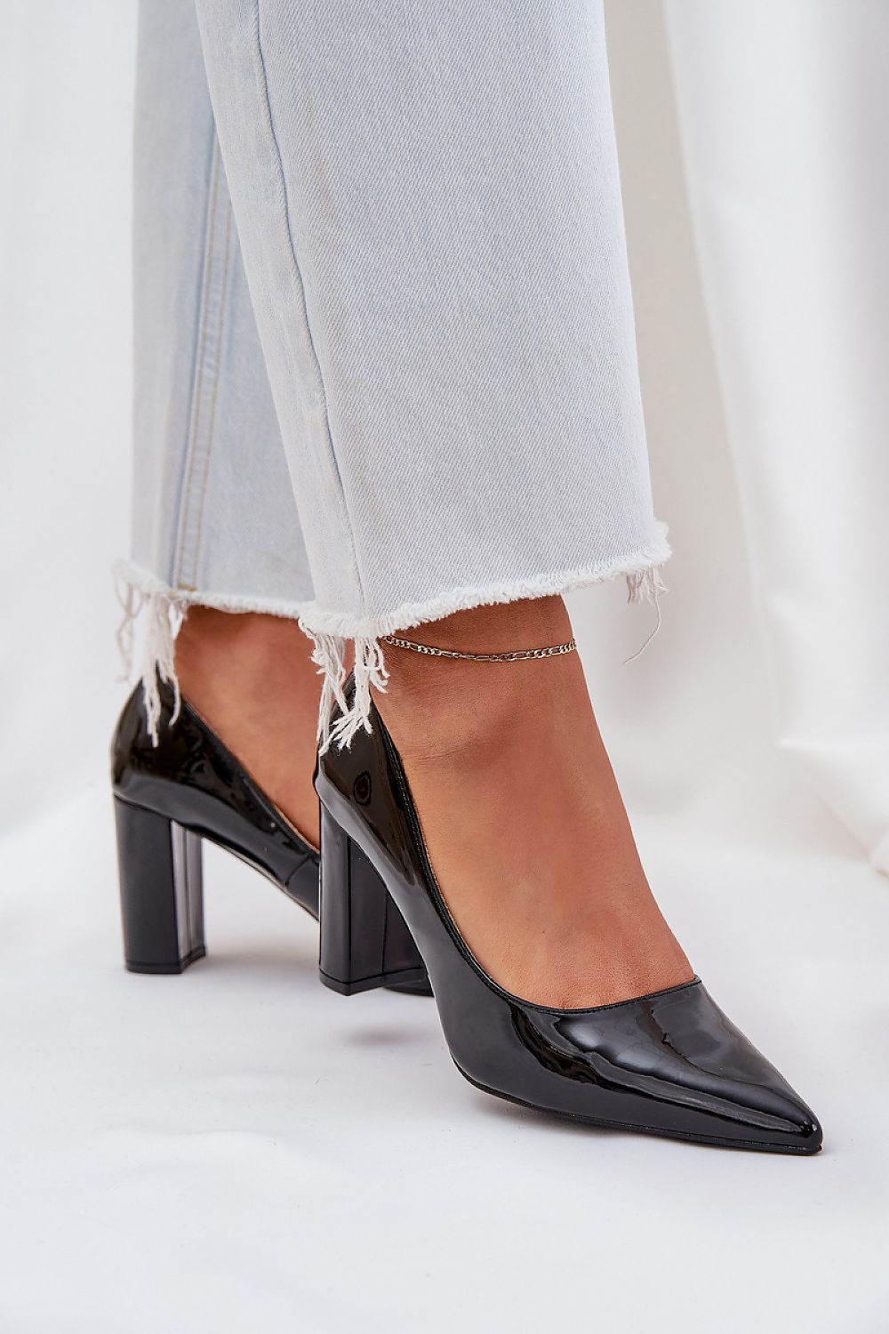  Magassárkú körömcipő model 208440 Step in style 