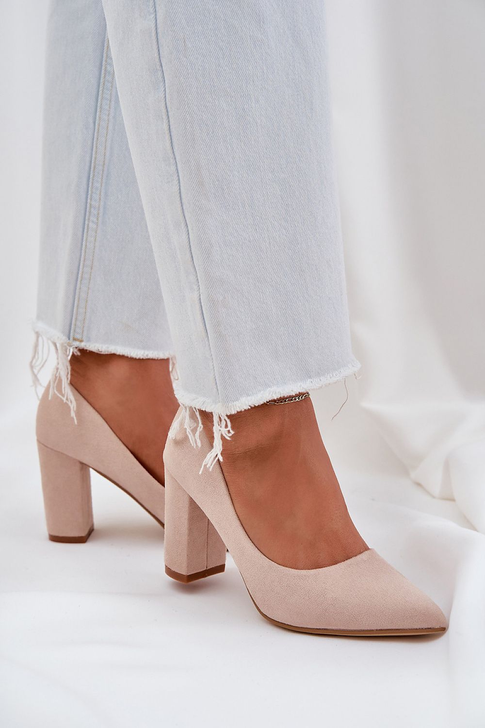  Magassárkú körömcipő model 208442 Step in style 