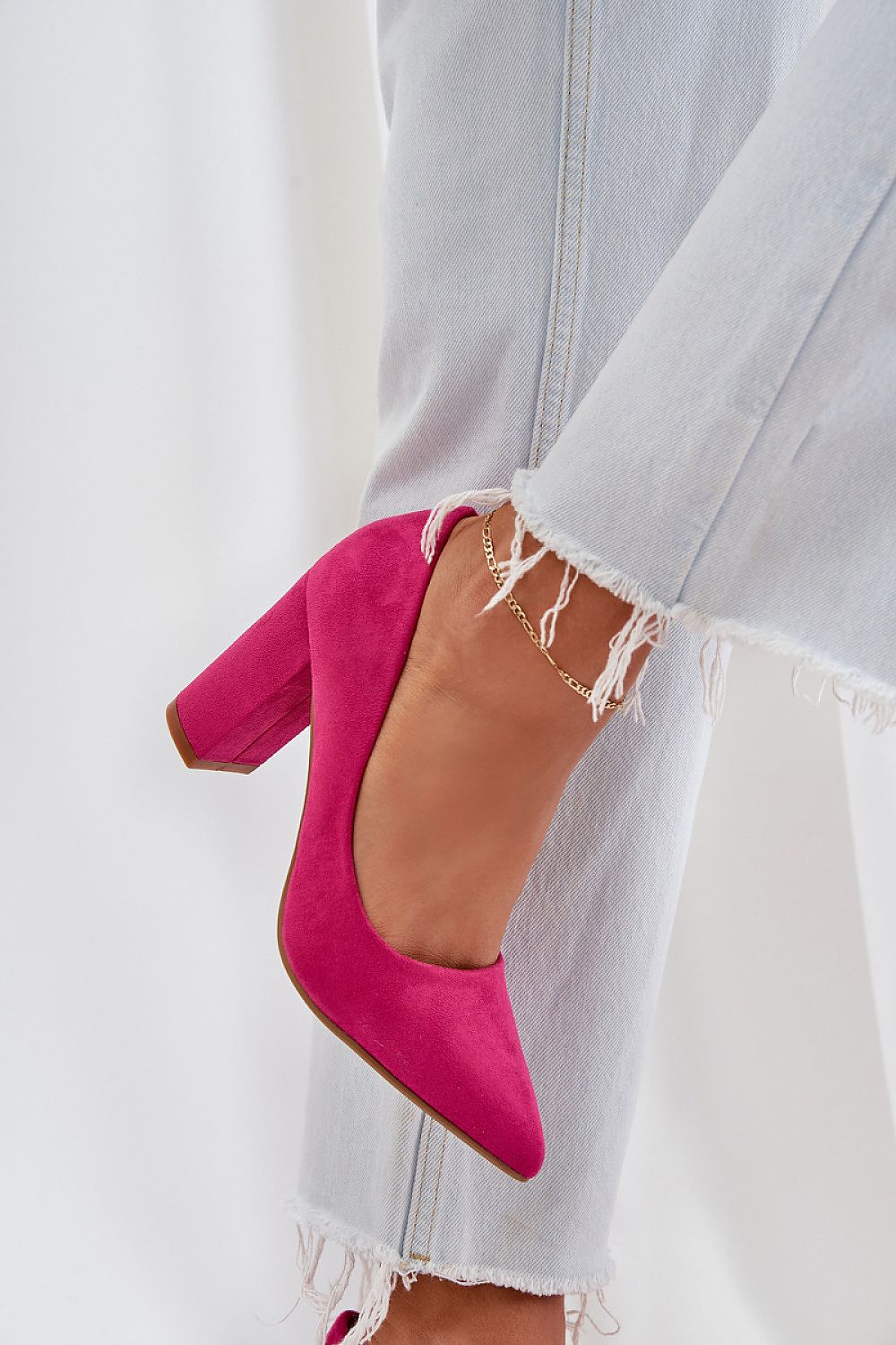  Magassárkú körömcipő model 208443 Step in style 