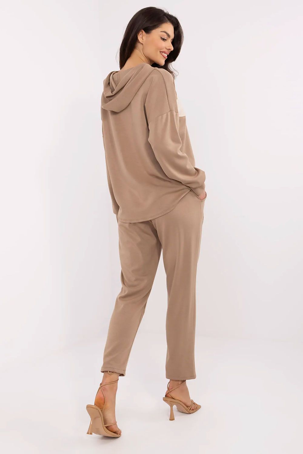  Együttes model 209697 Italy Moda 