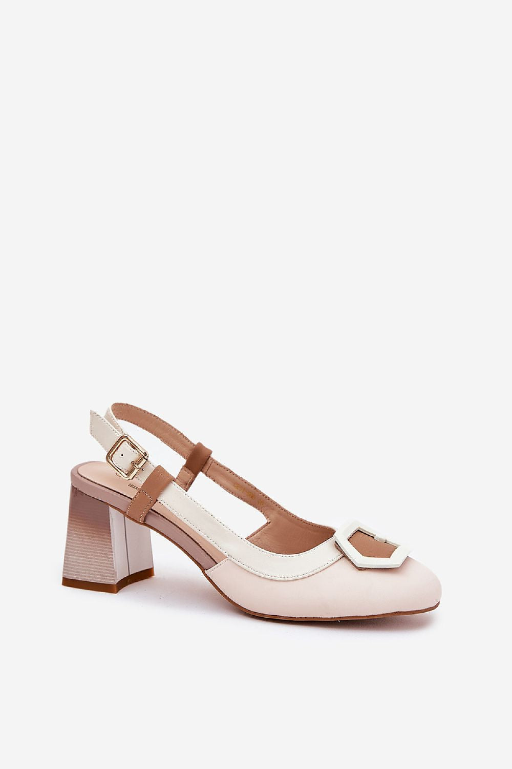  Magassarkú szandál model 209777 Step in style 