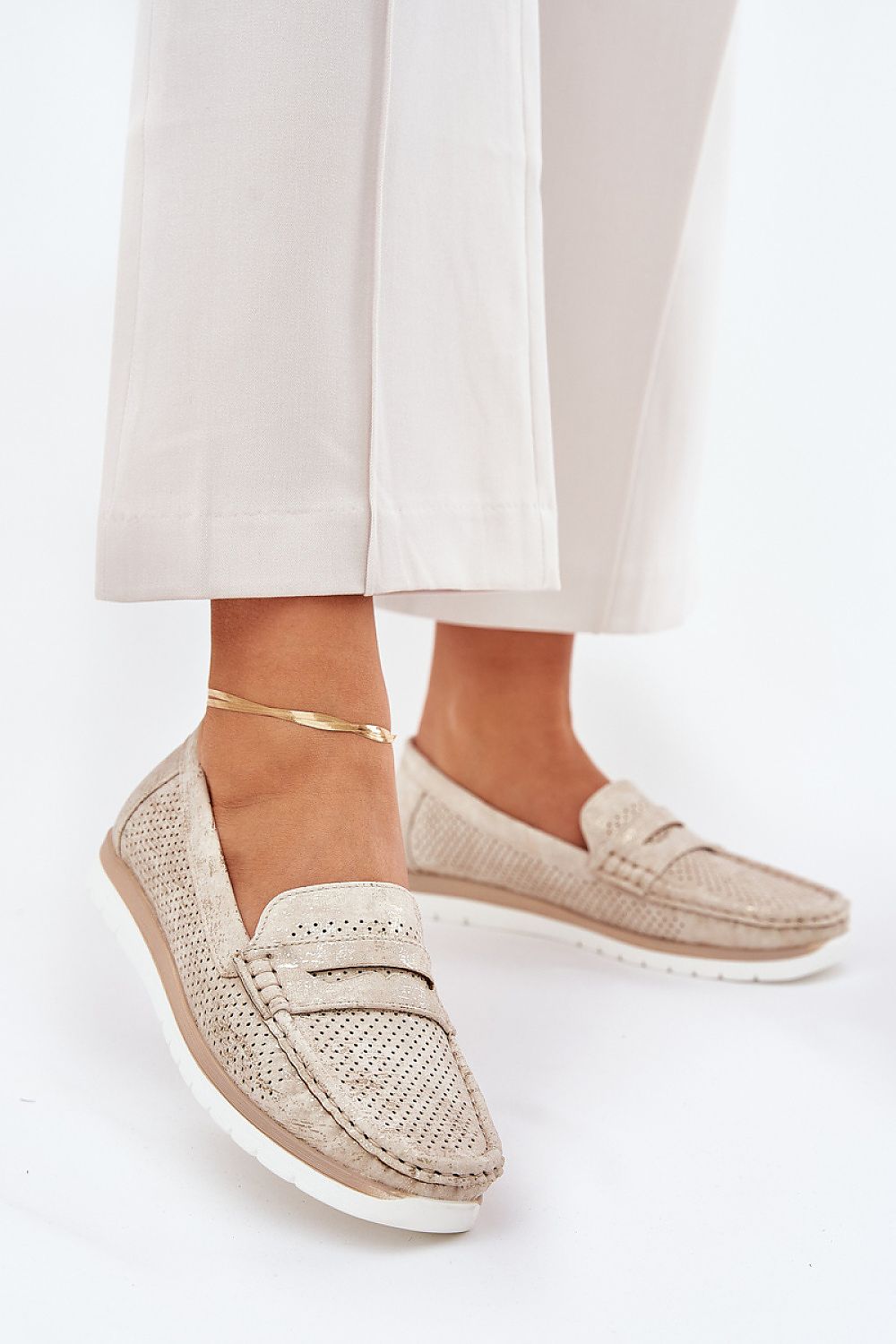  Mokaszin model 209784 Step in style 