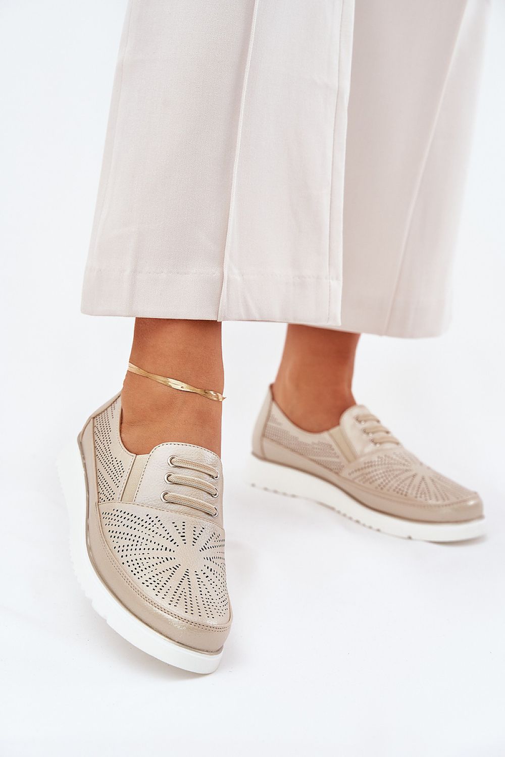  Félcipő model 209820 Step in style 