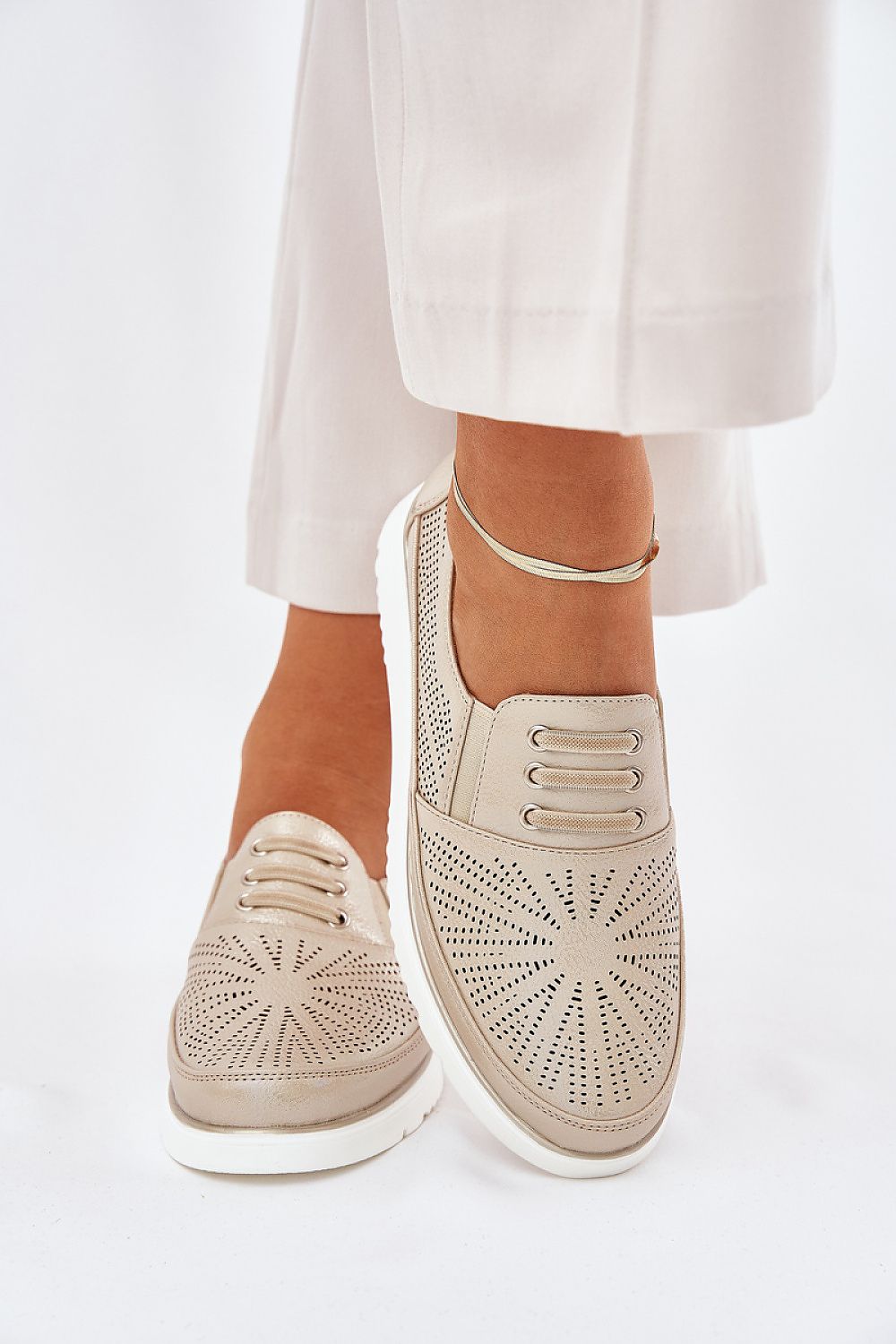  Félcipő model 209820 Step in style 