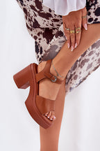  Magassarkú szandál model 209923 Step in style 