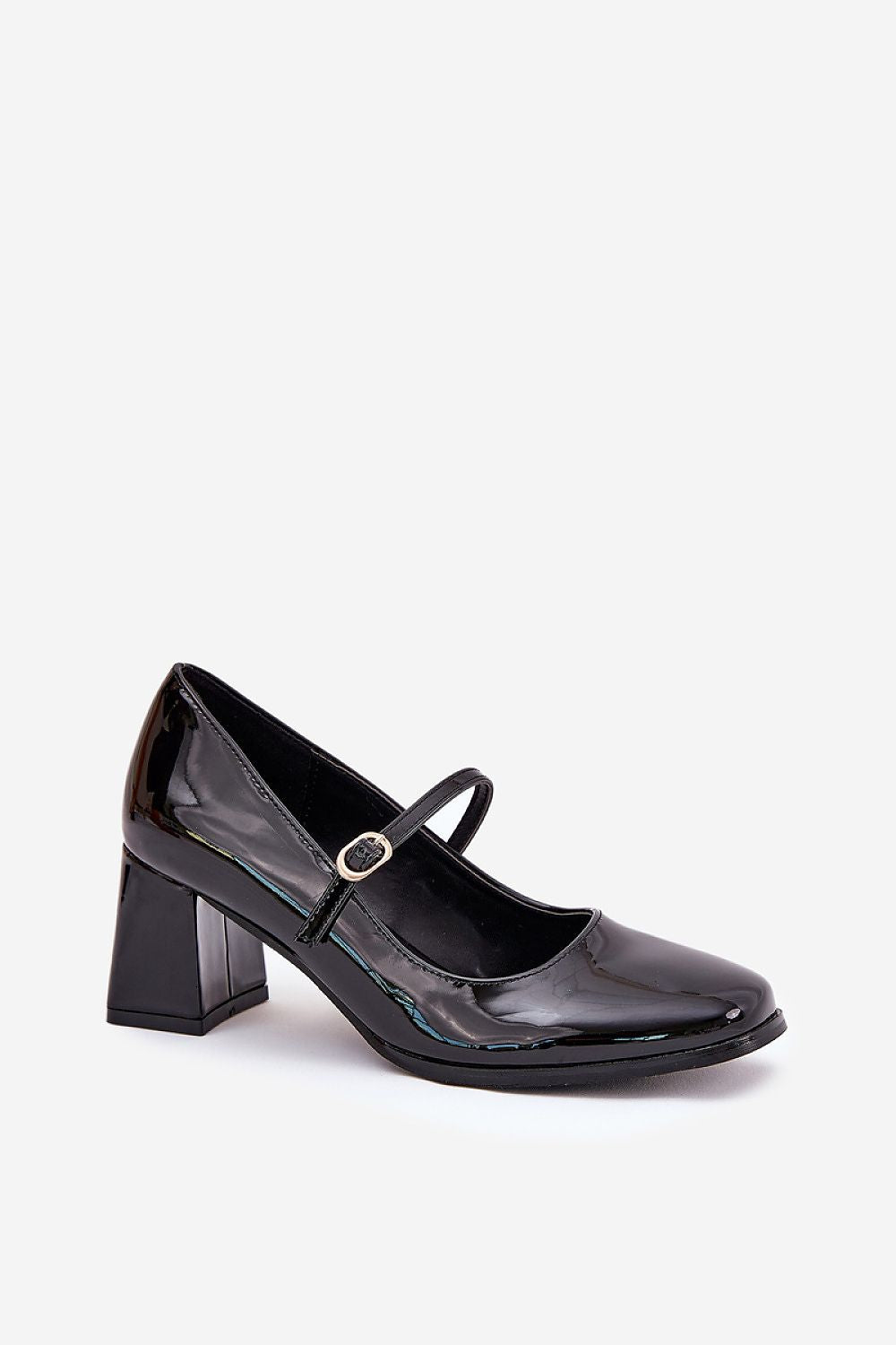  Magassárkú körömcipő model 211087 Step in style 