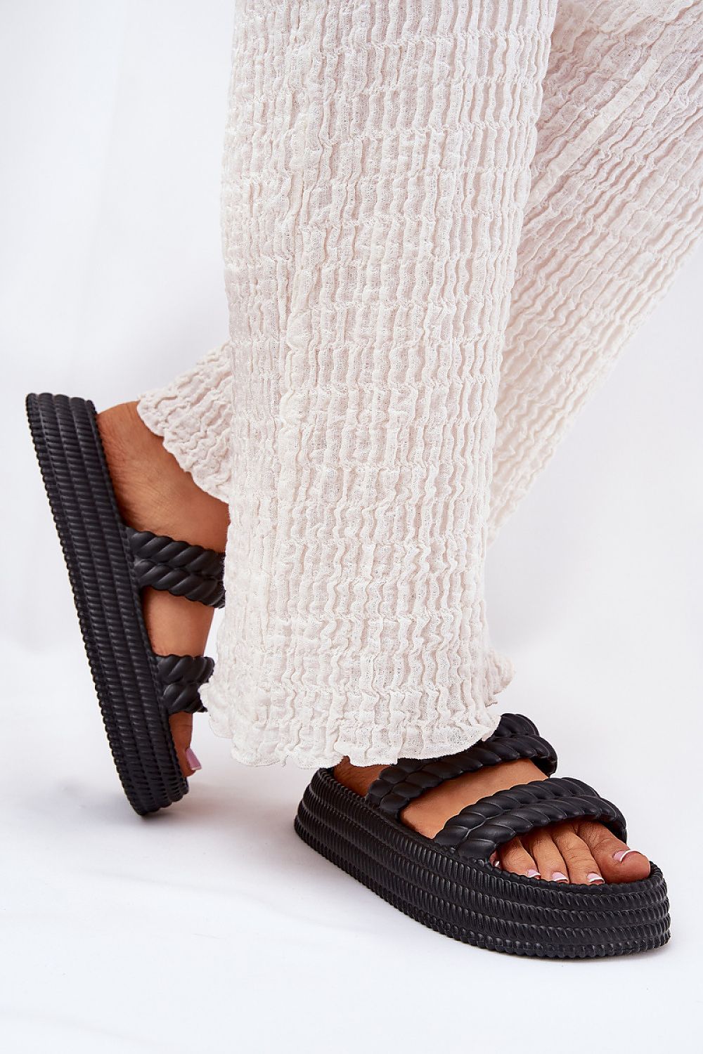  Papucs model 211670 Step in style 
