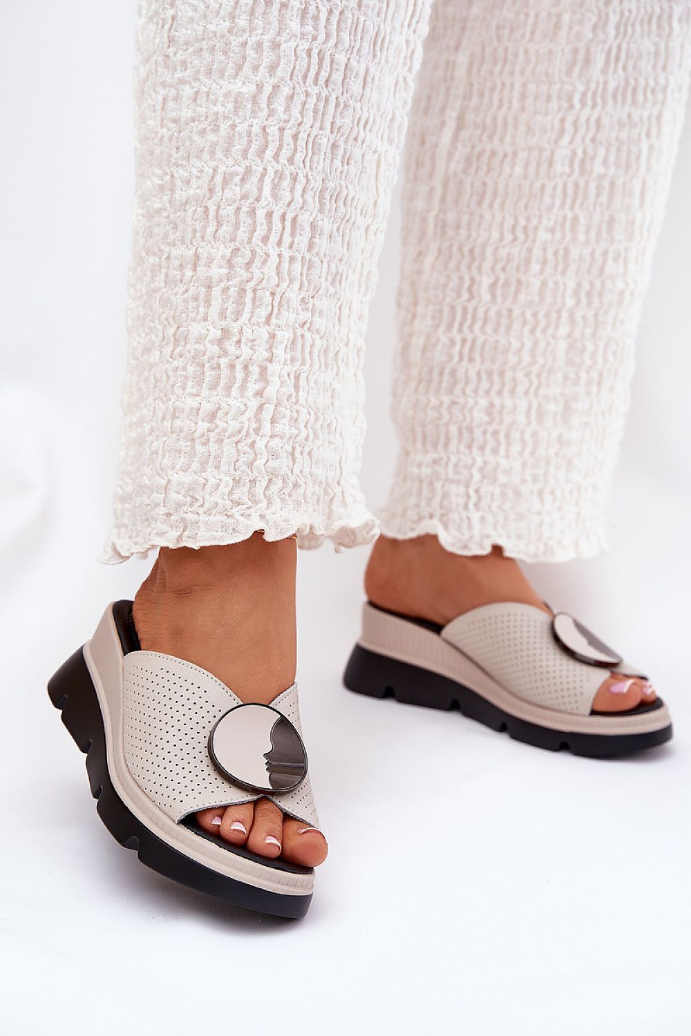  Papucs model 211673 Step in style 