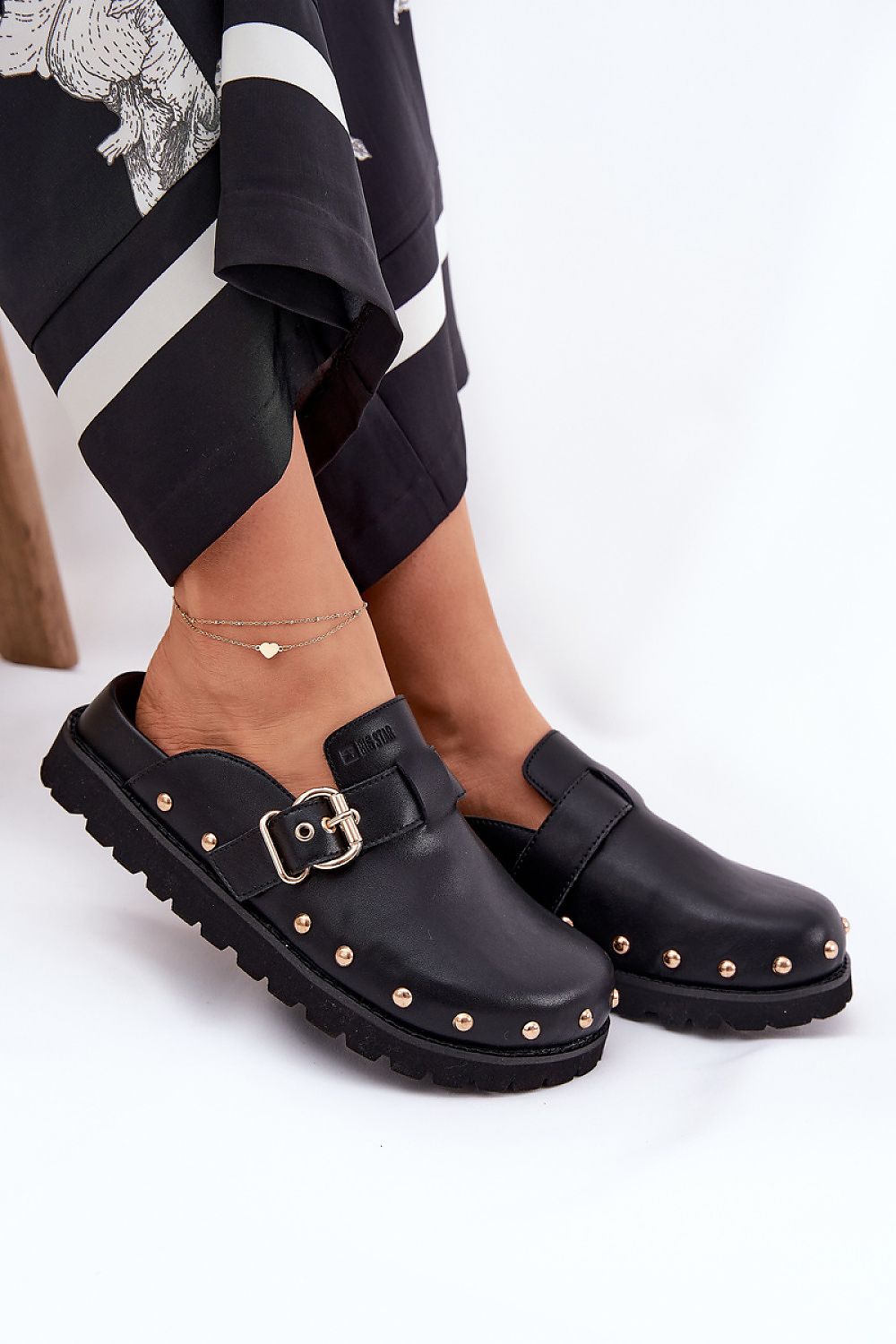  Papucs model 211678 Step in style 