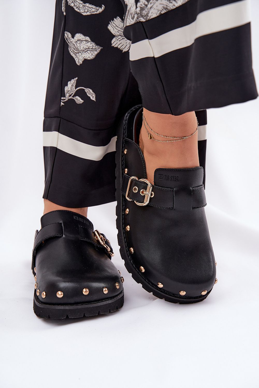  Papucs model 211678 Step in style 
