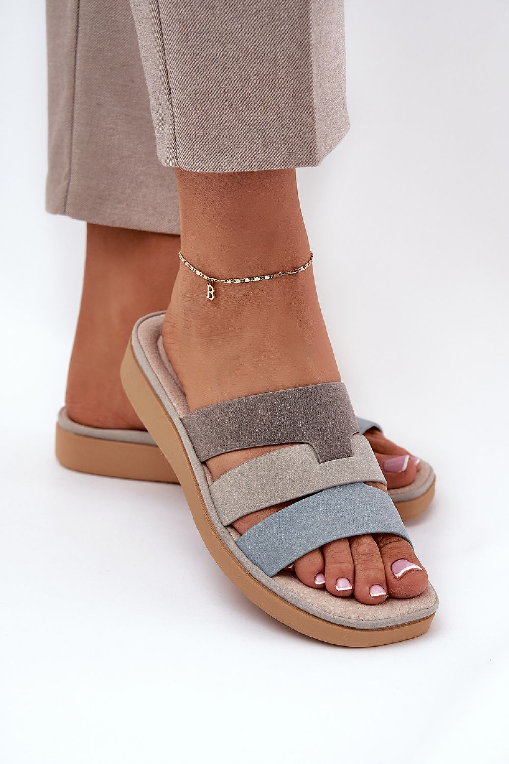  Papucs model 211689 Step in style 
