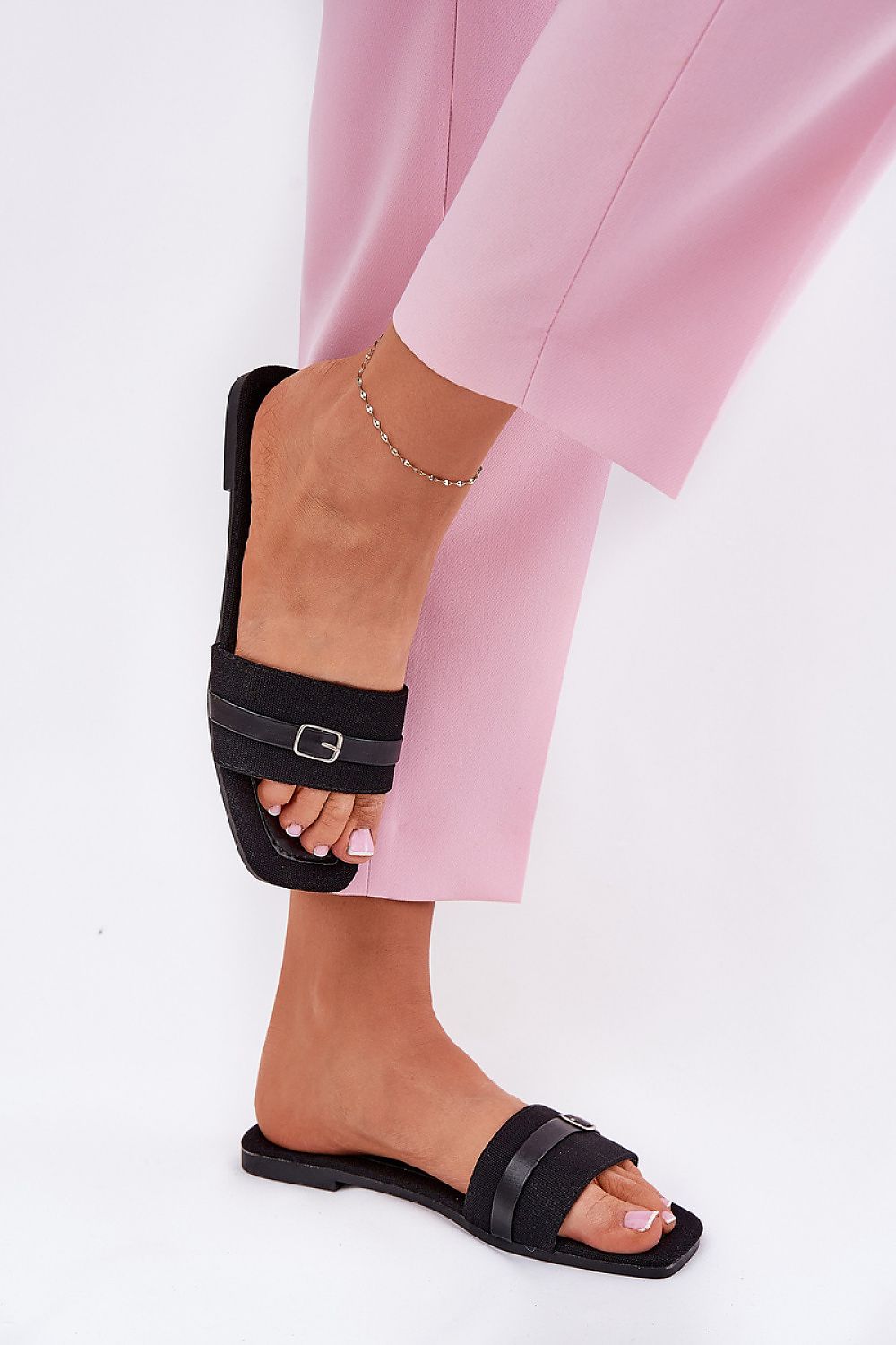  Papucs model 211698 Step in style 