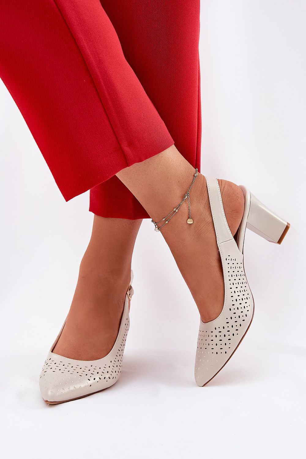  Magassarkú szandál model 211939 Step in style 