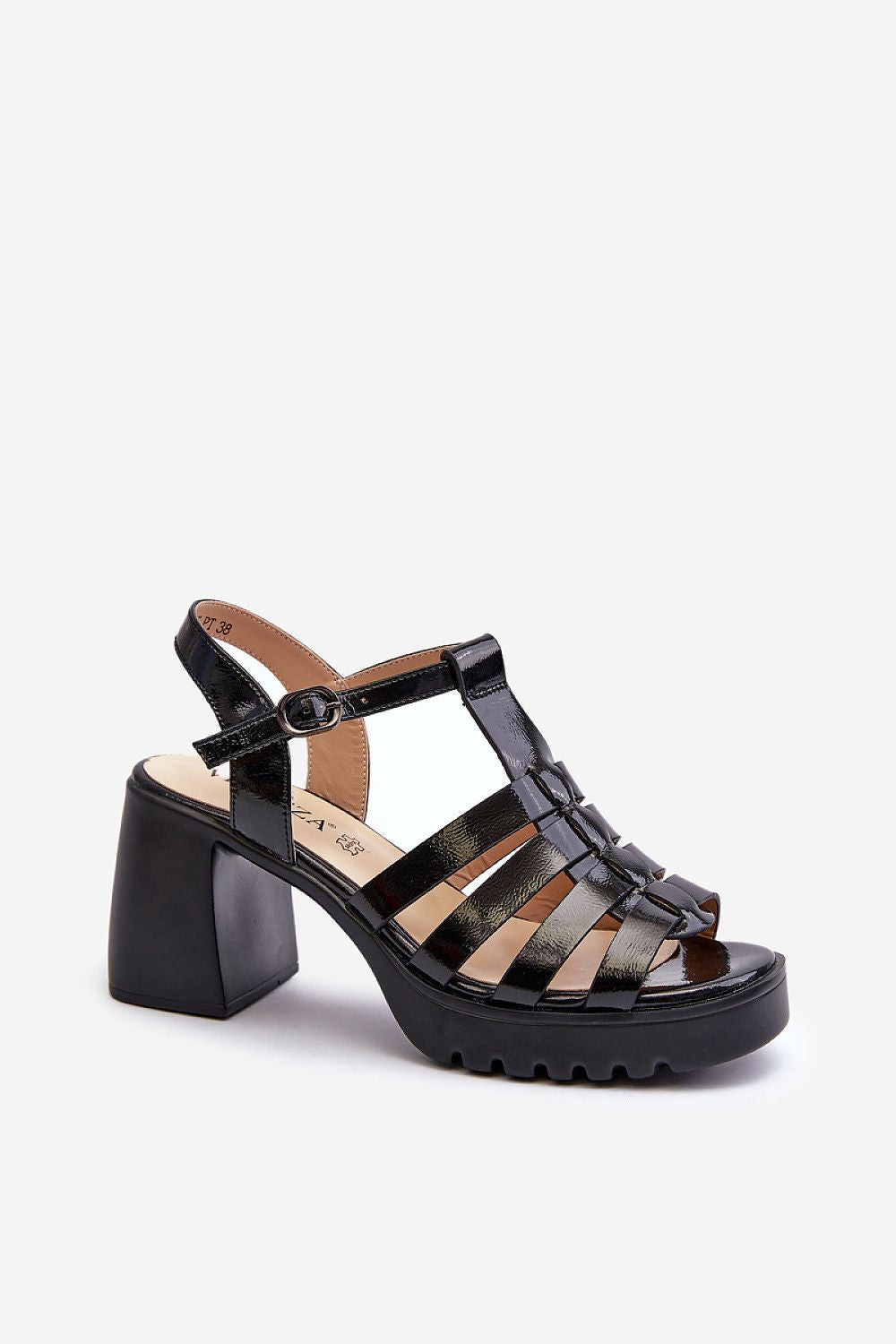  Magassarkú szandál model 211947 Step in style 