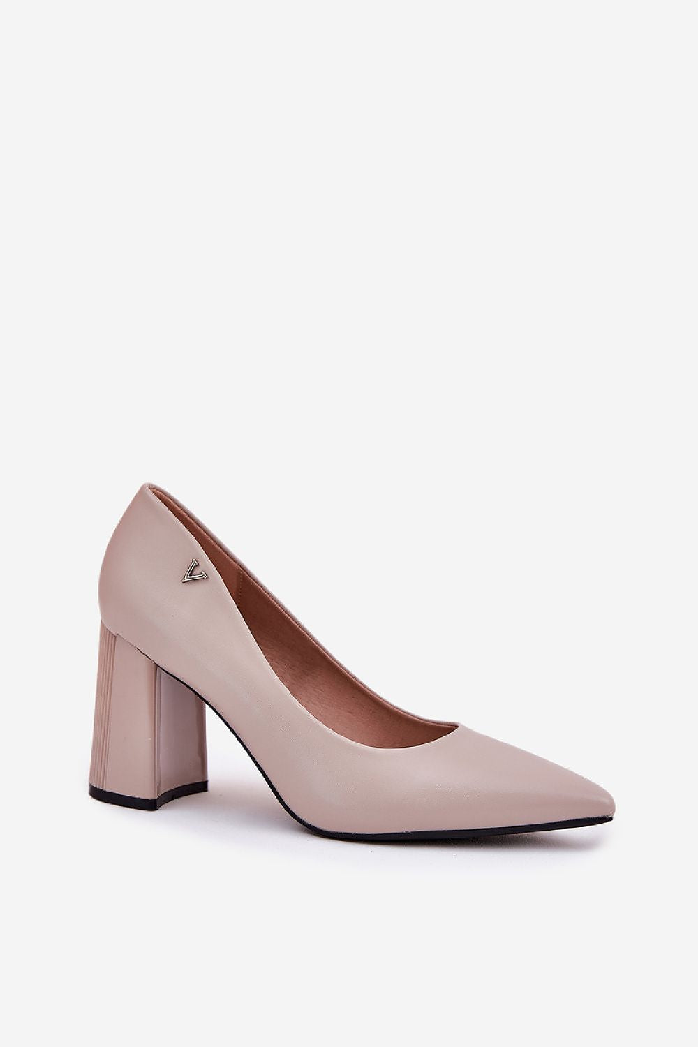  Magassárkú körömcipő model 211984 Step in style 