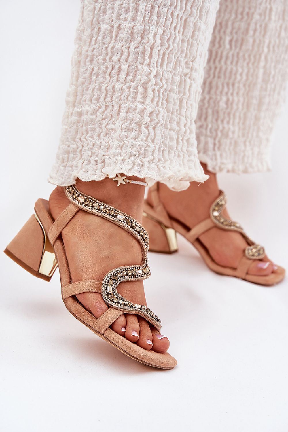  Magassarkú szandál model 212357 Step in style 
