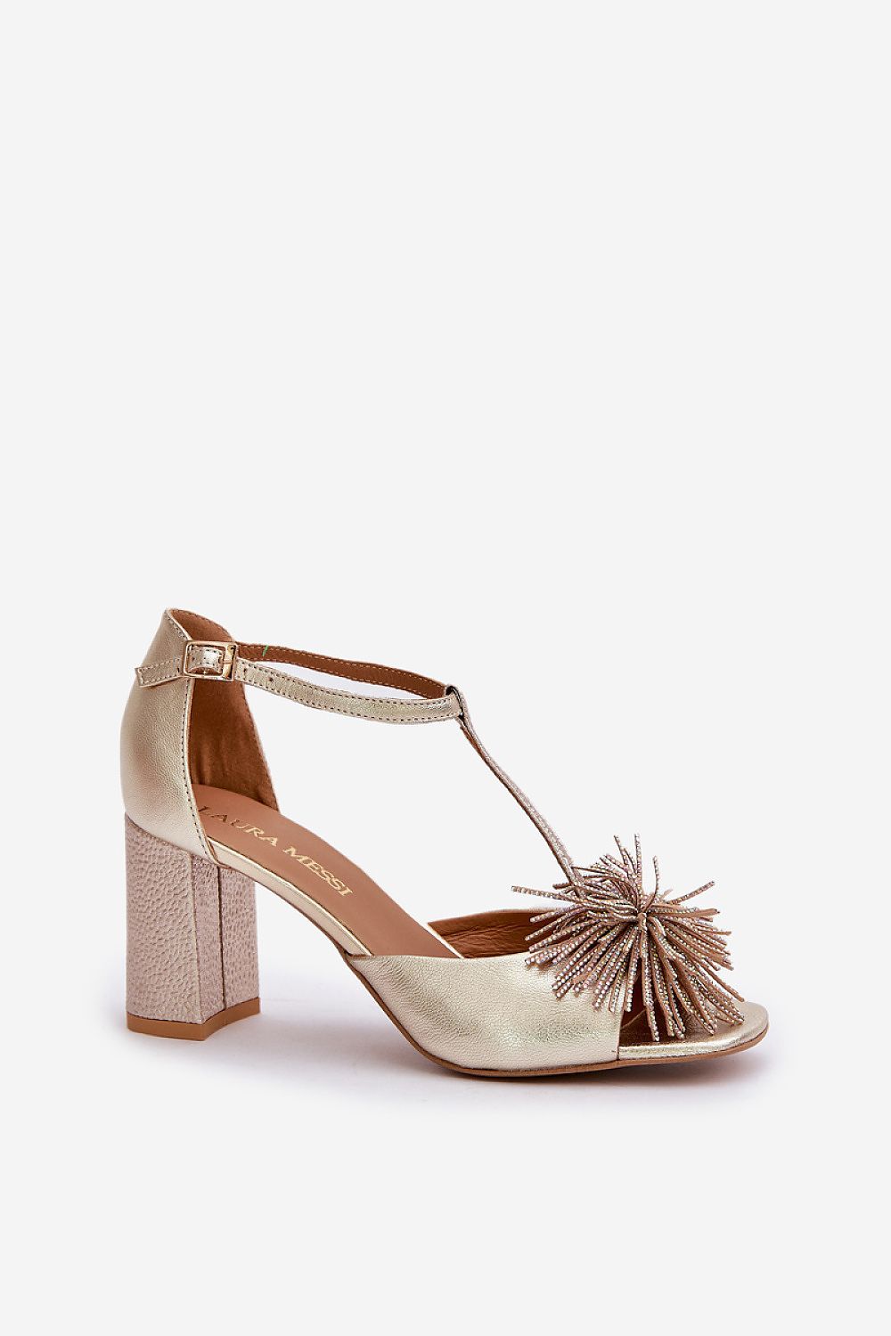  Magassarkú szandál model 212584 Step in style 