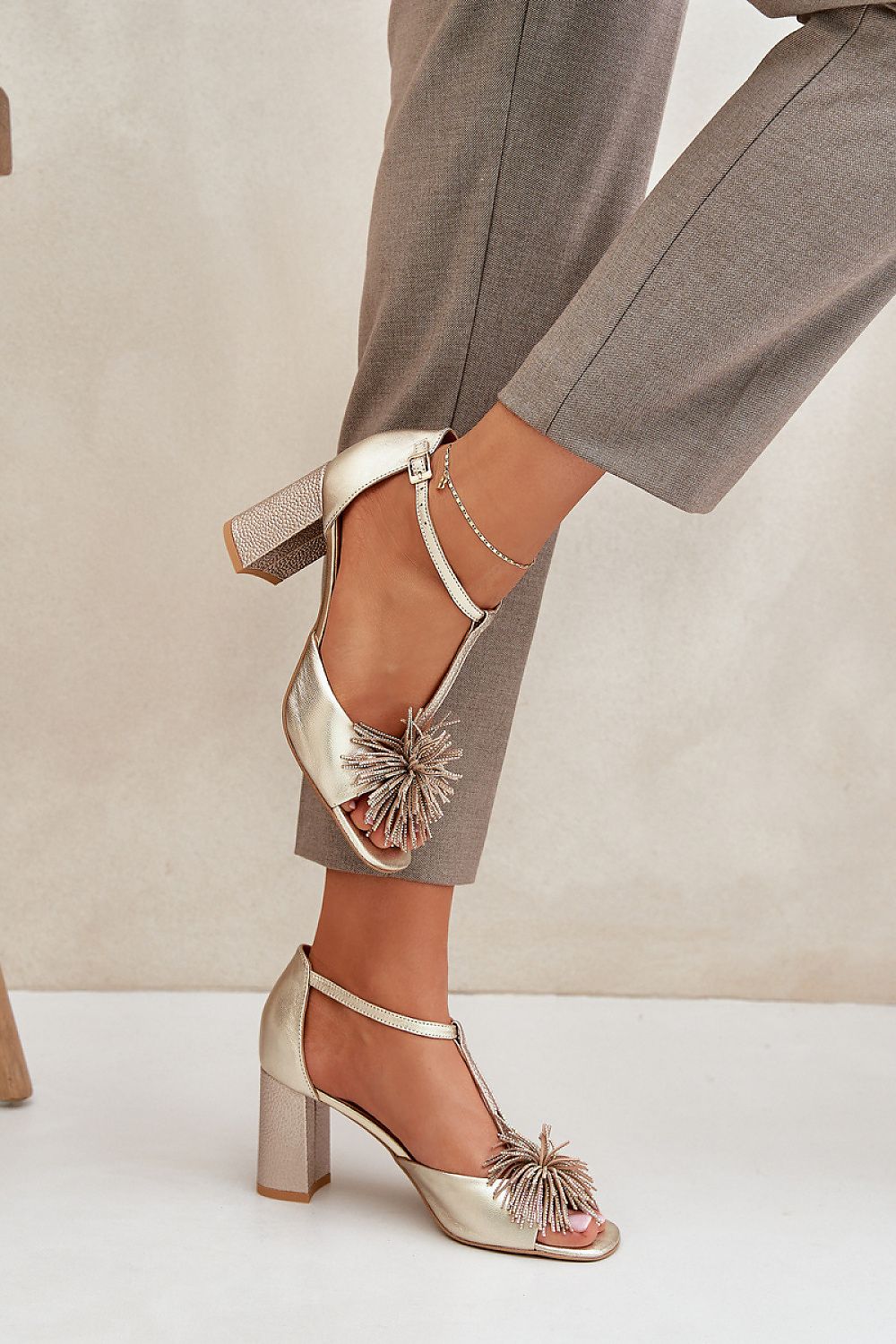  Magassarkú szandál model 212584 Step in style 