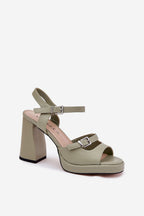  Magassarkú szandál model 212825 Step in style 