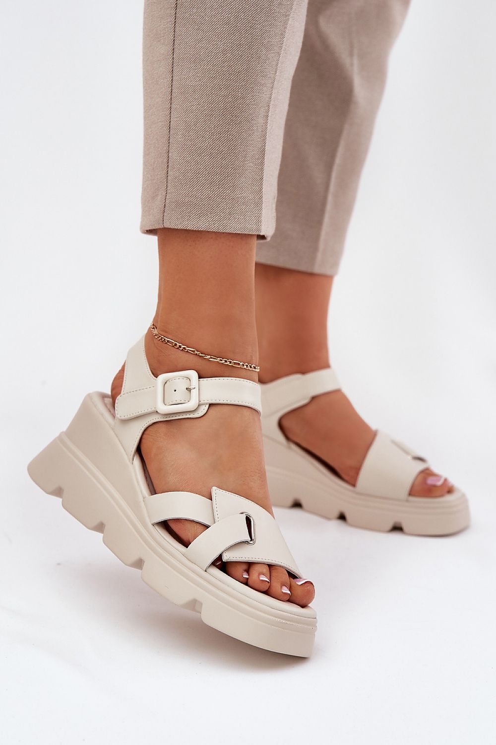  Telitalpú model 212903 Step in style 